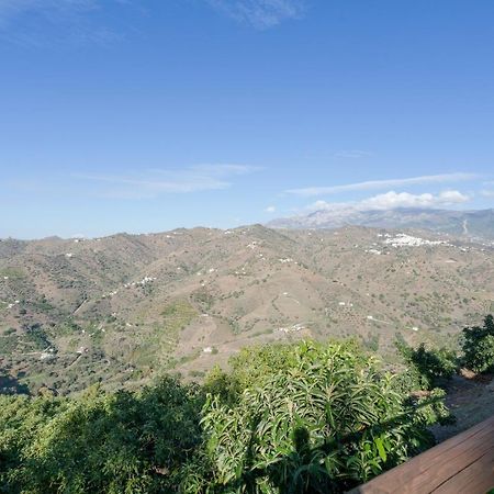 Cortijo La Rijana Villa Sayalonga Bagian luar foto