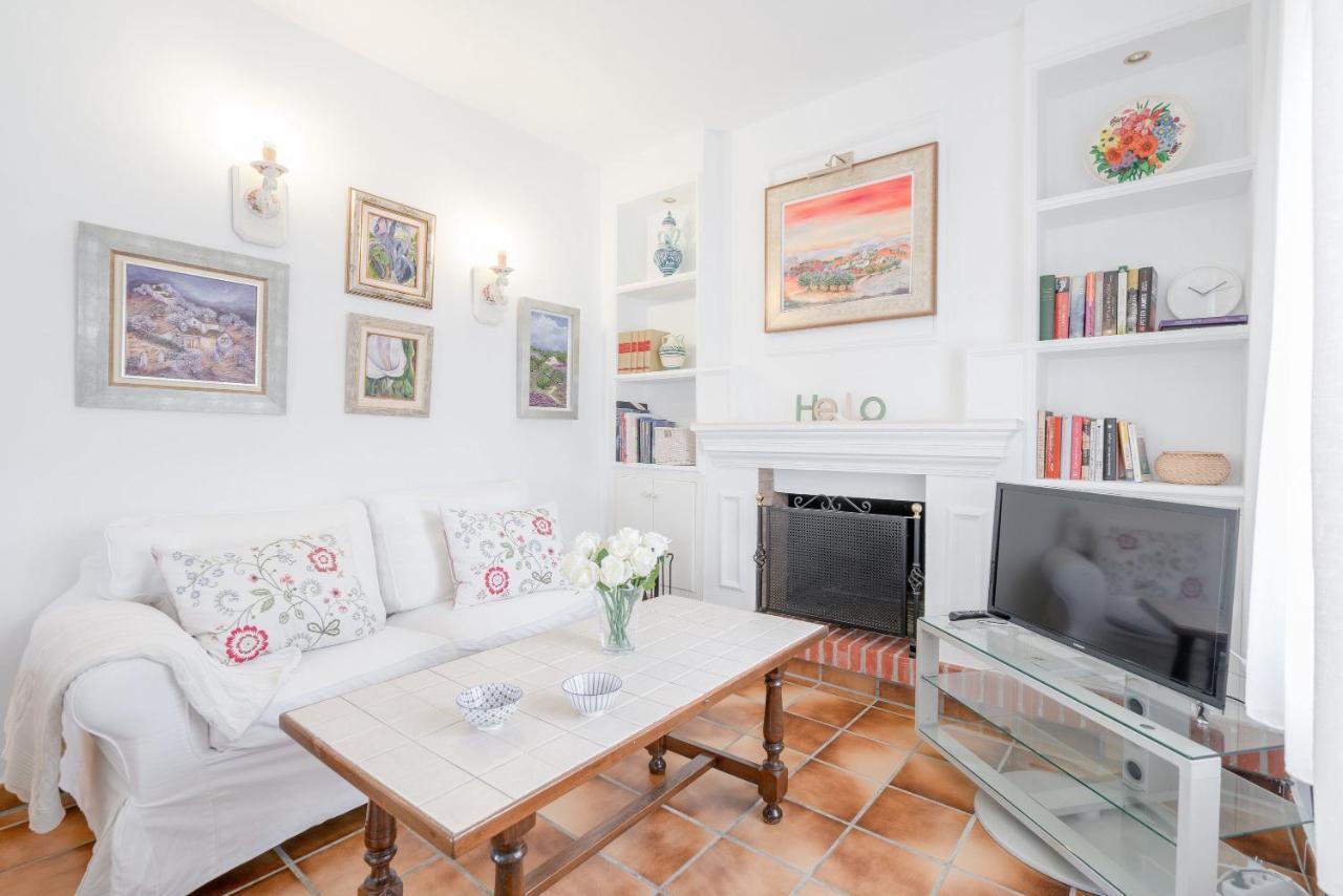Cortijo La Rijana Villa Sayalonga Bagian luar foto