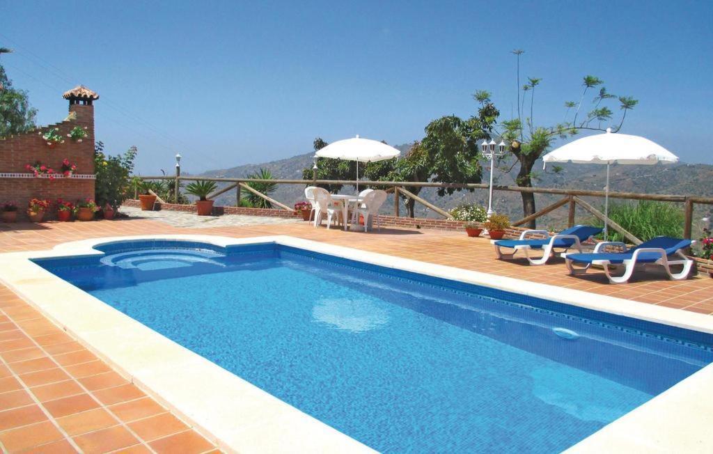 Cortijo La Rijana Villa Sayalonga Bagian luar foto